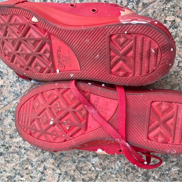 Converse: red size 8 women’s converse sneakers. Men’s 6. - Picture 4 of 5